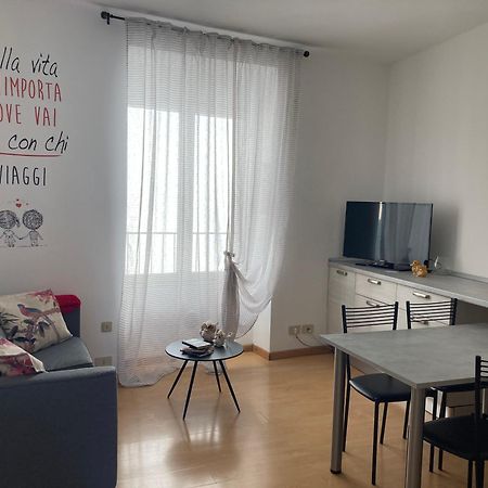 Casa Mirella Apartment โลเวเร ภายนอก รูปภาพ