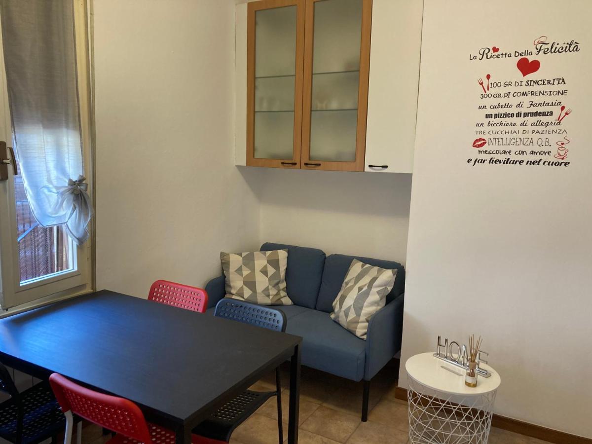 Casa Mirella Apartment โลเวเร ภายนอก รูปภาพ