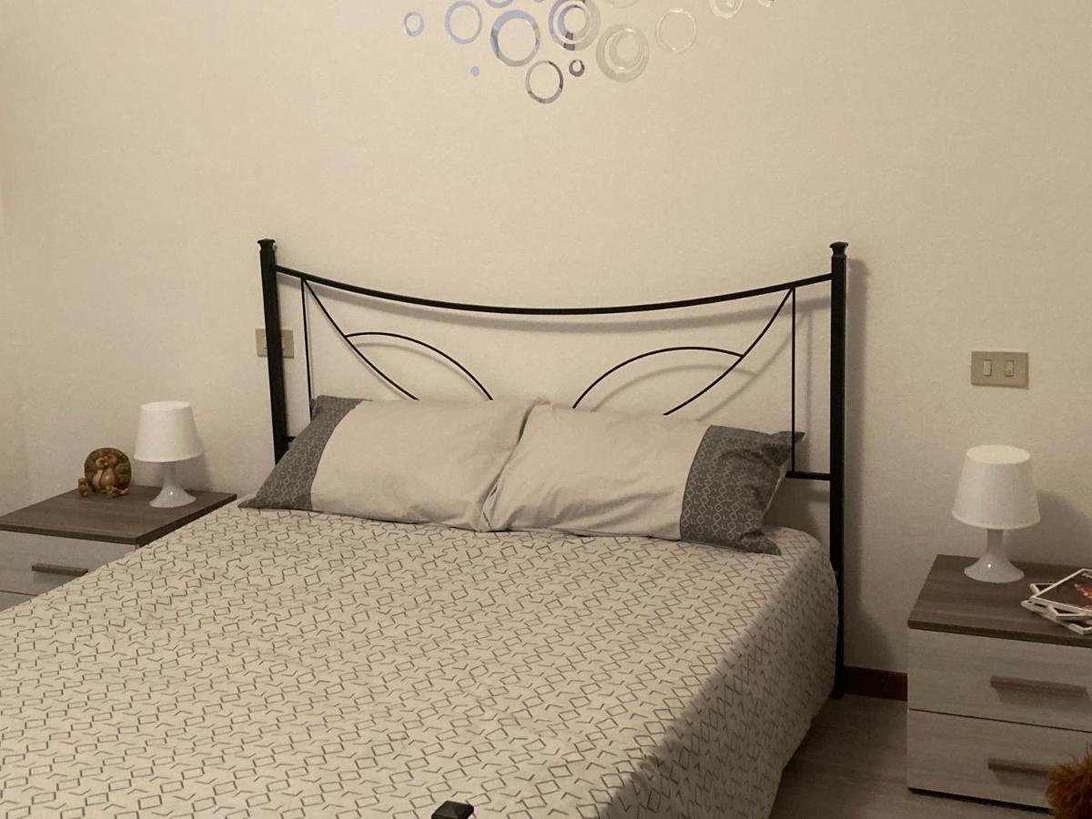 Casa Mirella Apartment โลเวเร ภายนอก รูปภาพ