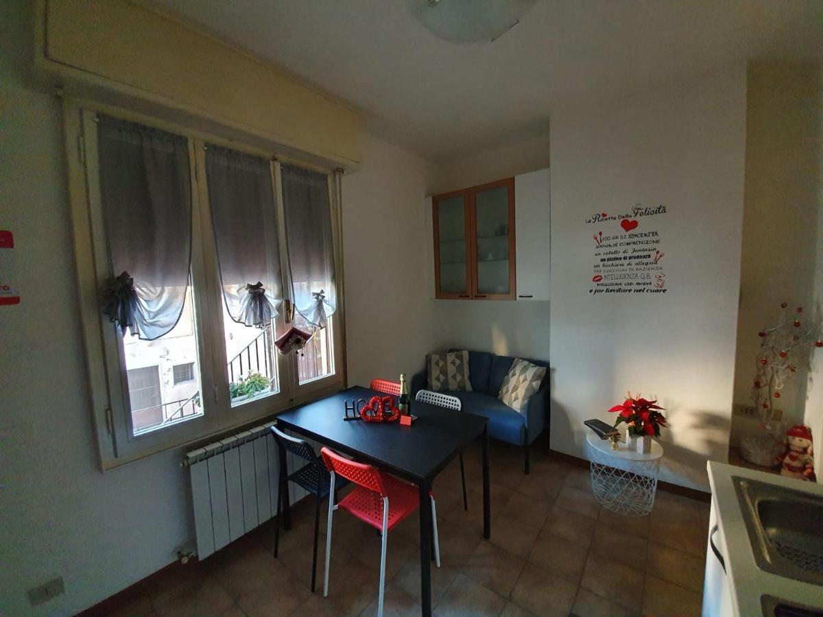 Casa Mirella Apartment โลเวเร ภายนอก รูปภาพ