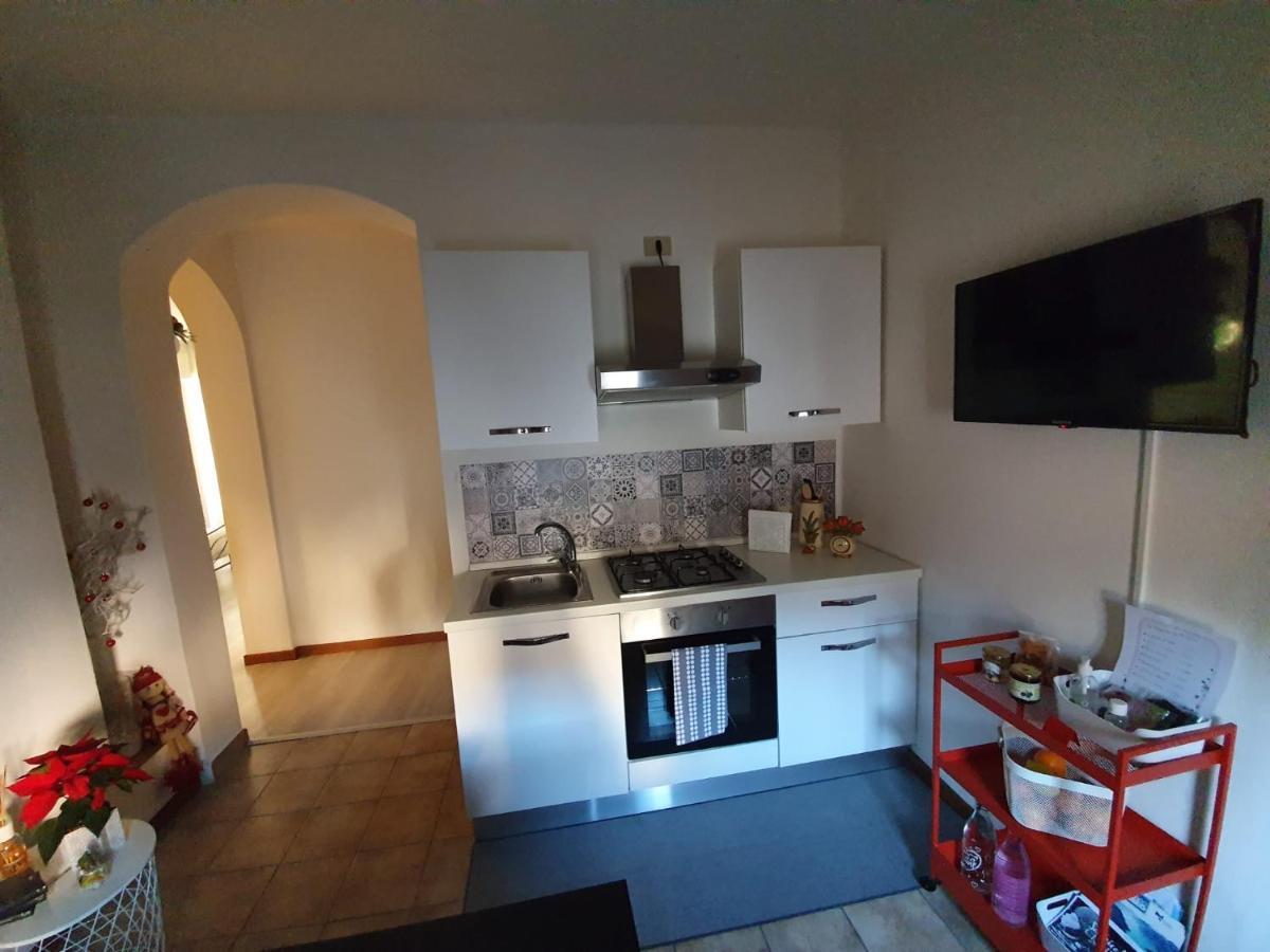 Casa Mirella Apartment โลเวเร ภายนอก รูปภาพ