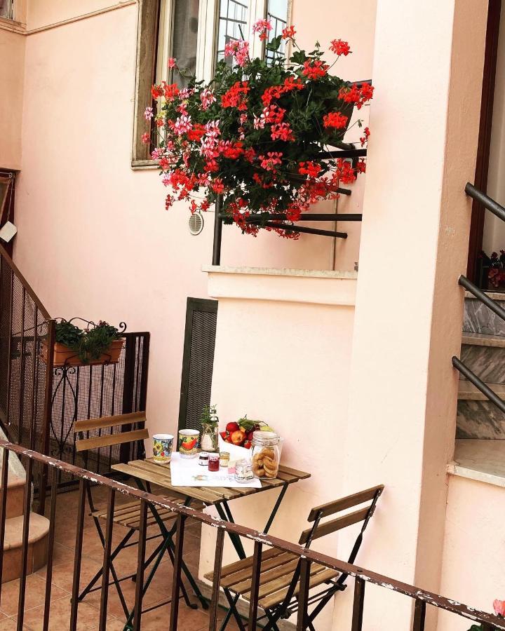 Casa Mirella Apartment โลเวเร ภายนอก รูปภาพ