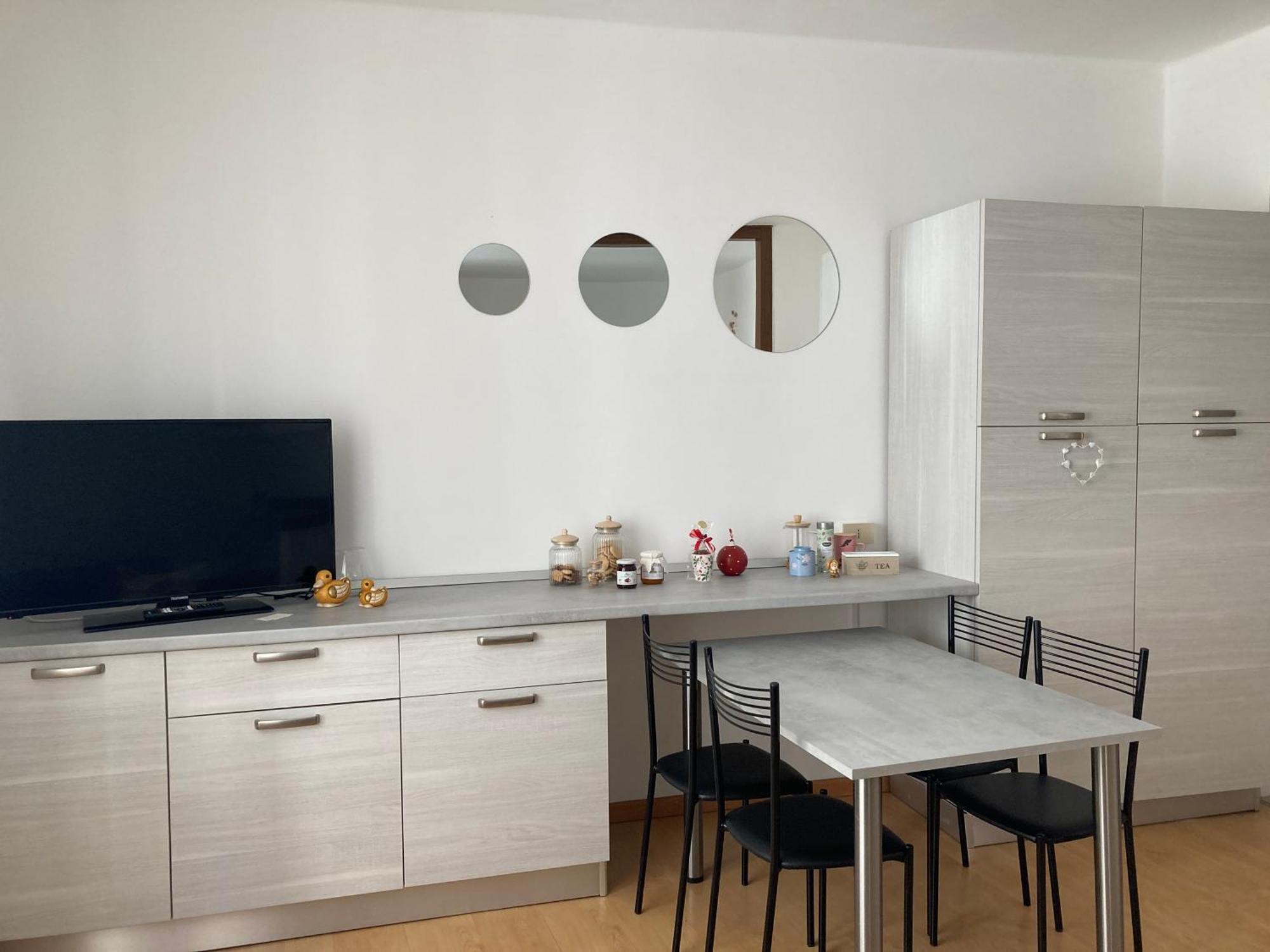 Casa Mirella Apartment โลเวเร ภายนอก รูปภาพ